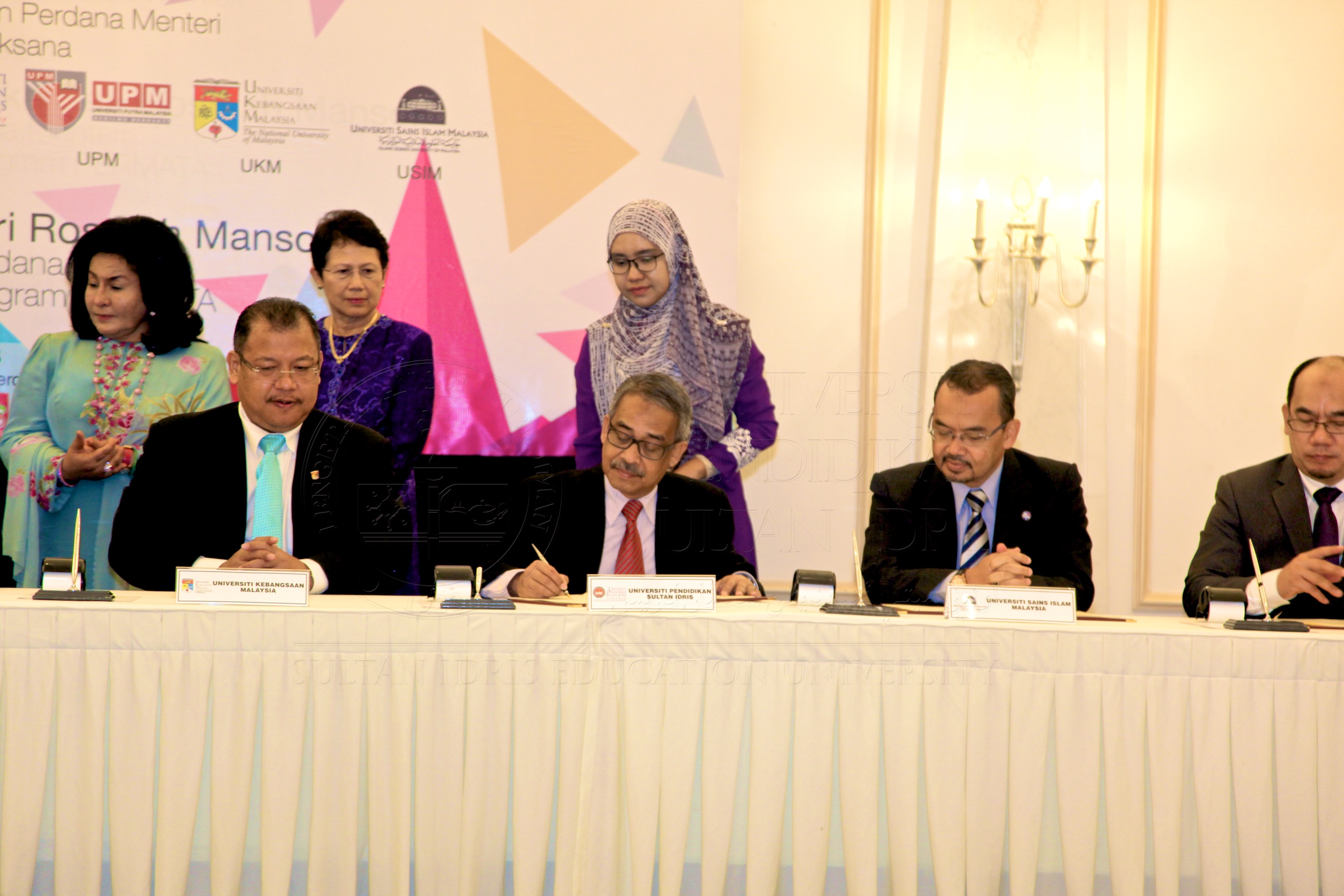 PRO15 172 MOU IMG 0482